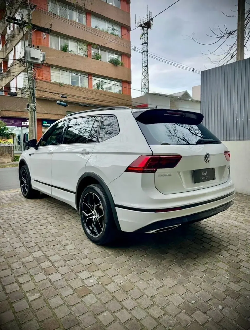 Volkswagen Tiguan Allspace R-Line 350 TSI 4Motion 2021 — foto 2