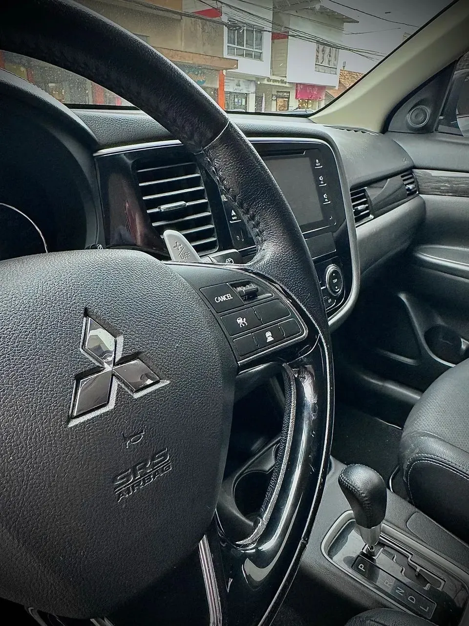 Mitsubishi Outlander GT 3.0 V6 4x4 2016 — foto 3