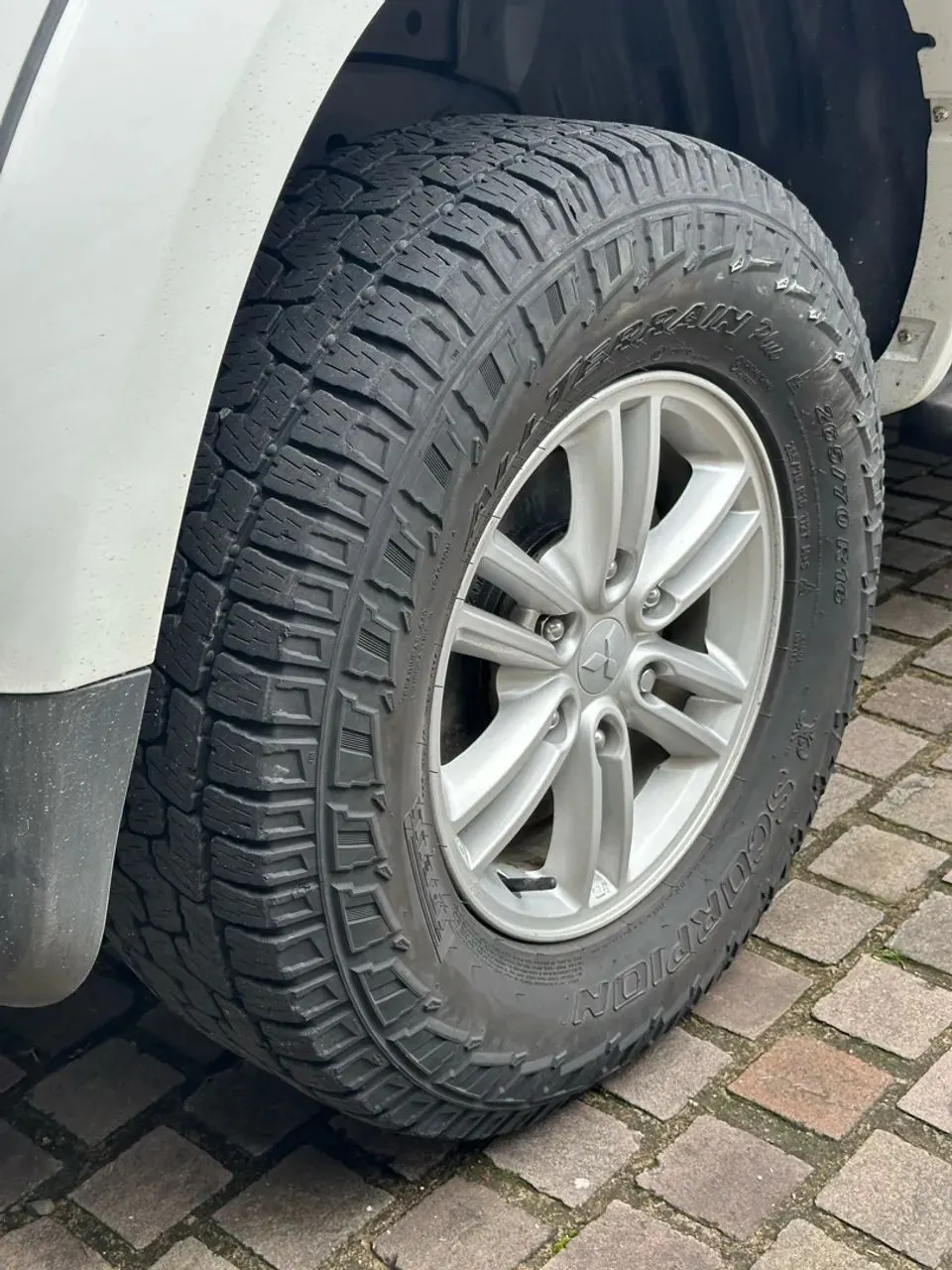 Mitsubishi L200 Triton HPE 3.2 CD 4x4 2015 — foto 4