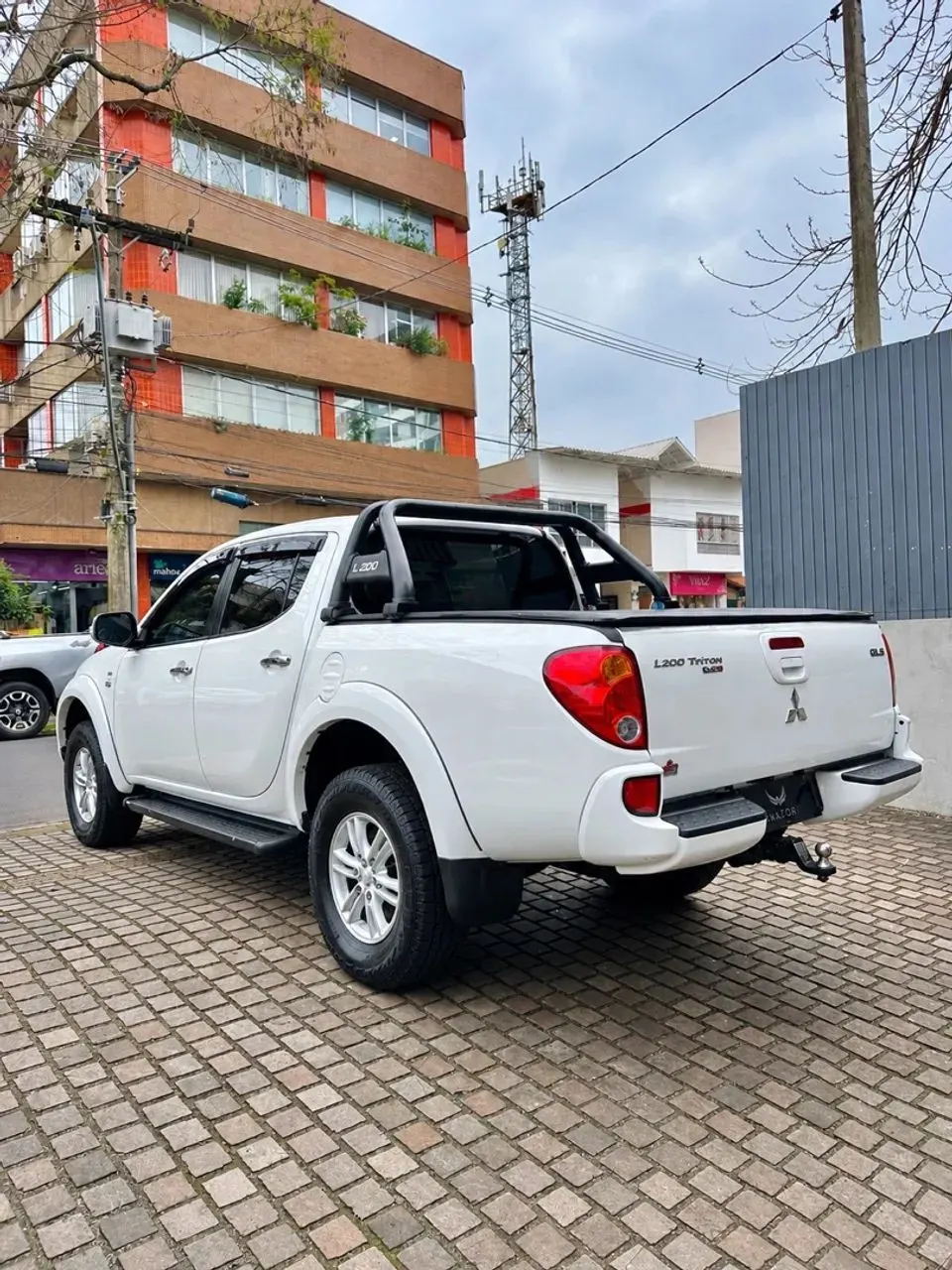 Mitsubishi L200 Triton HPE 3.2 CD 4x4 2015 — foto 3