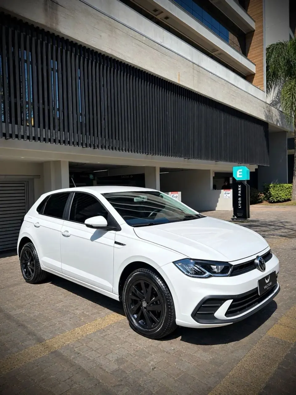 Volkswagen Polo Comfortline 1.0 TSI 2025